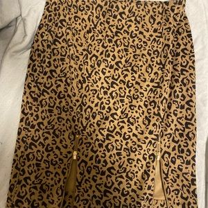 Chico’s Cheetah Print mid length skirt